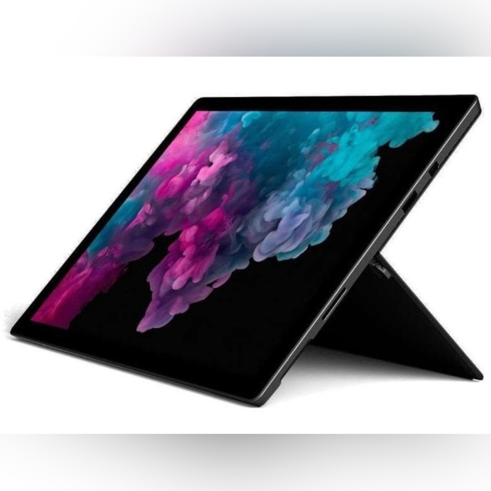 Microsoft Surface Pro 6 w/ Charger